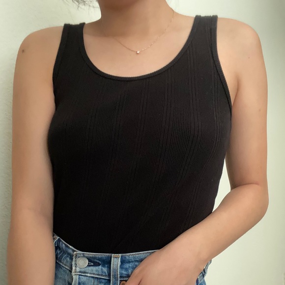 Black Ribbed Tank - Picture 2 of 3